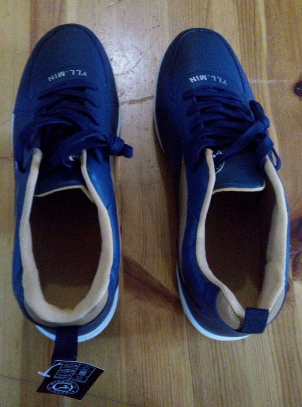 Chaussure homme Taille 46 neuf, jamais port&eacute;. Sur Amiens Rivery. 25 € . Pas d'envoi, c'est disponible. 0780351037. Chaussures