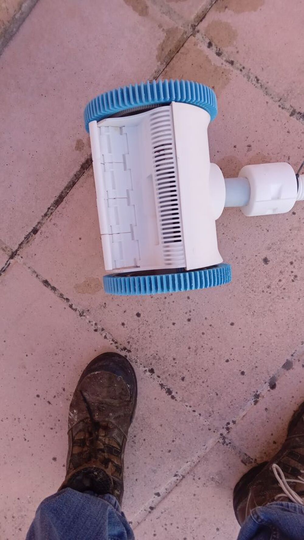 ROBOT PISCINE VICTOR Bricolage