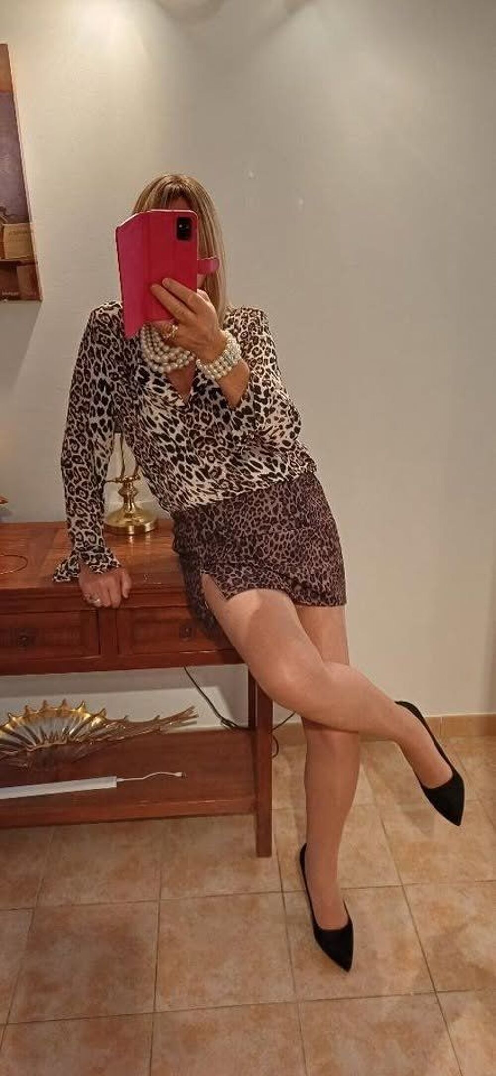 mini jupe leopard neuve ref 350 / 5029
Vêtements