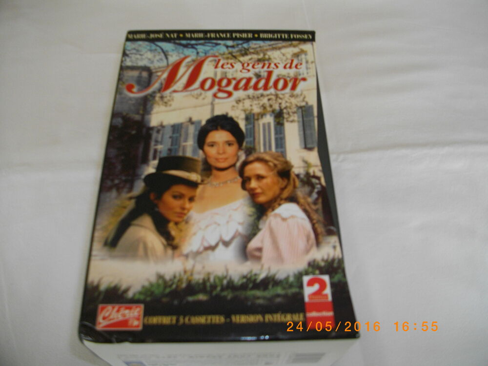 Coffret de trois cassettes de : "LES GENS DE MOGADOR" DVD et blu-ray