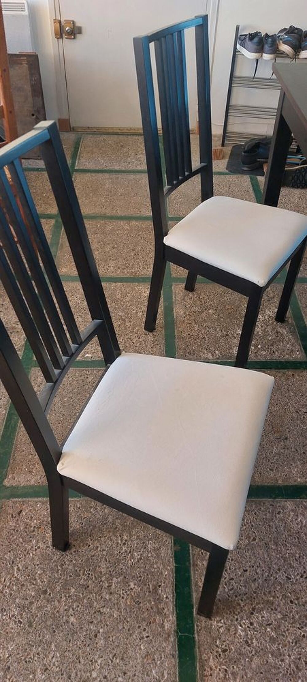 table et chaises IKEA Meubles