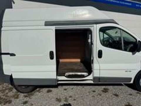 Trafic TRAFIC FGN DCI 115 L2H2 1200 KG CONFORT EURO 5 2013 occasion 56400 Brech