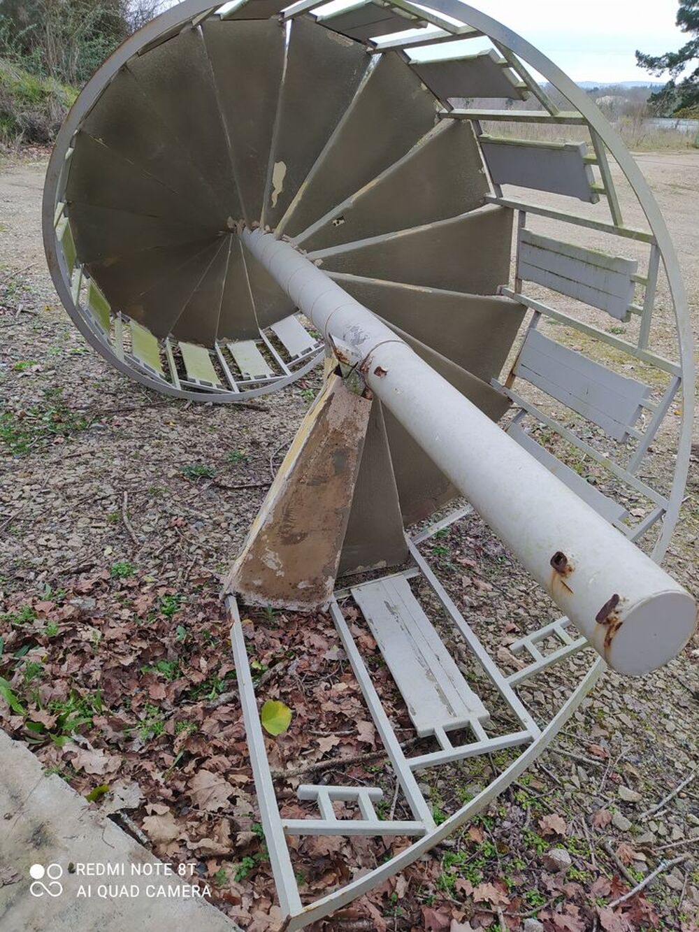 ESCALIER METALLIQUE Bricolage