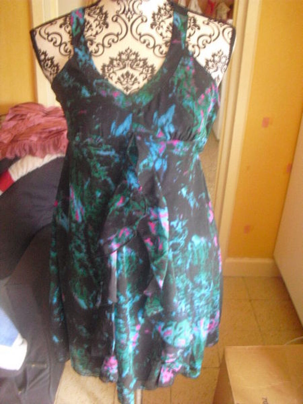 robe imprim&eacute;e NEUVE TOP STUDIO crois&eacute; dos TAILLE 34 &eacute;tiquett Vêtements