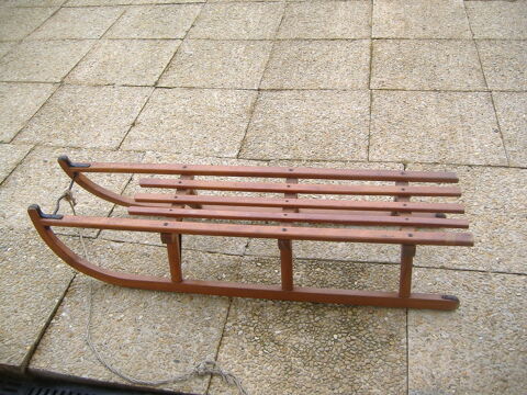  luge en bois 30 Vieux-Charmont (25)