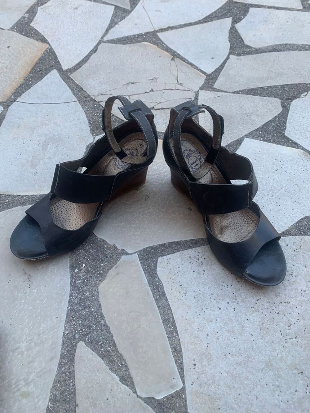 Chaussures &agrave; talons compens&eacute;es femme \'\' Kickers \'\' Chaussures