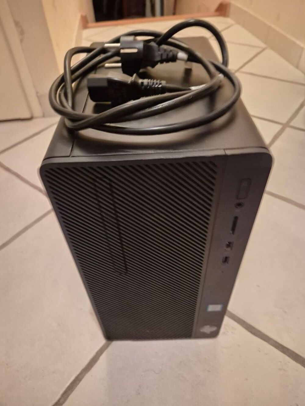 Tour moyenne INTEL CORE-RAM-Carte Grahique Mat�riel informatique