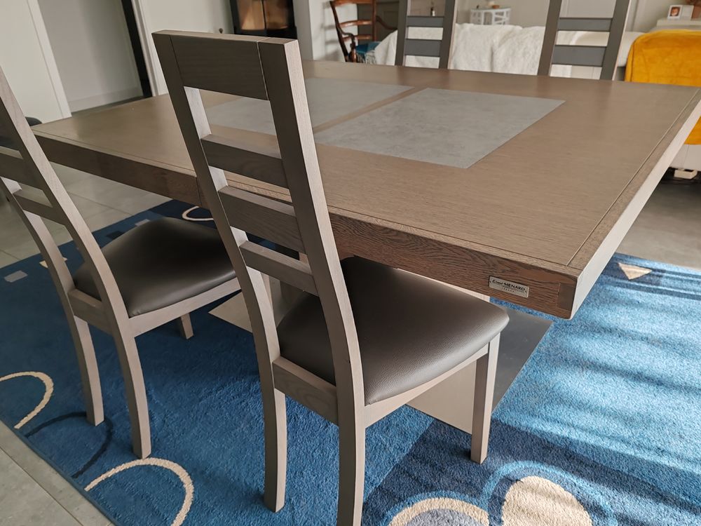 Bel ensemble contemporain table chaises s&eacute;jour Meubles