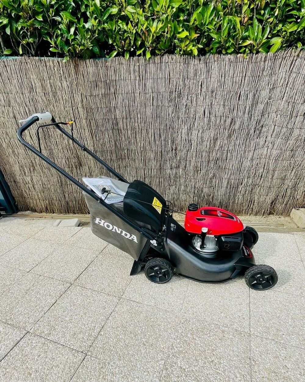 Tondeuse Honda HRN 536 Mulching Jardin