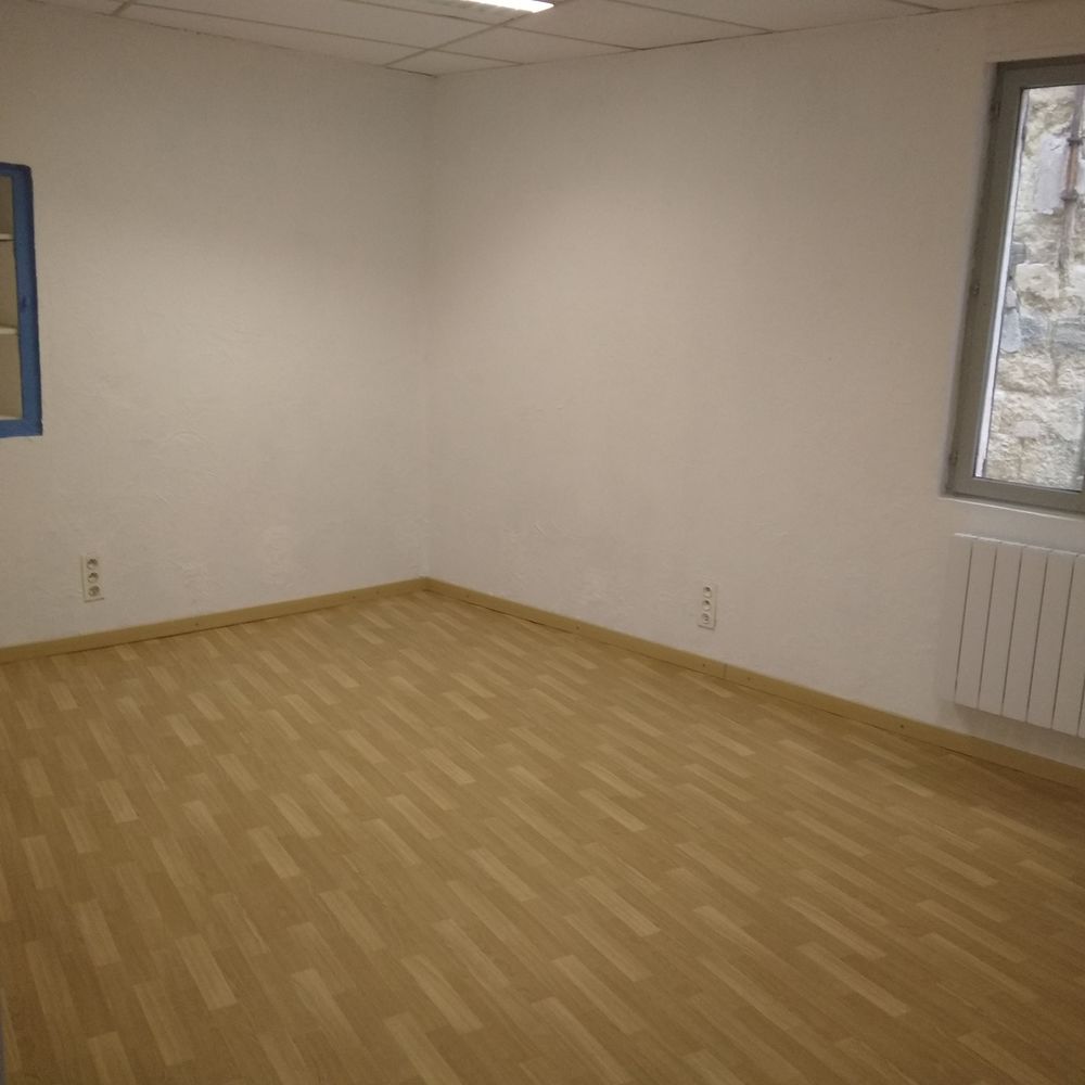 Vente Appartement T3 Lumineux hyper-centre de Pertuis / 65m2  1er étage. Saint-hippolyte-du-fort