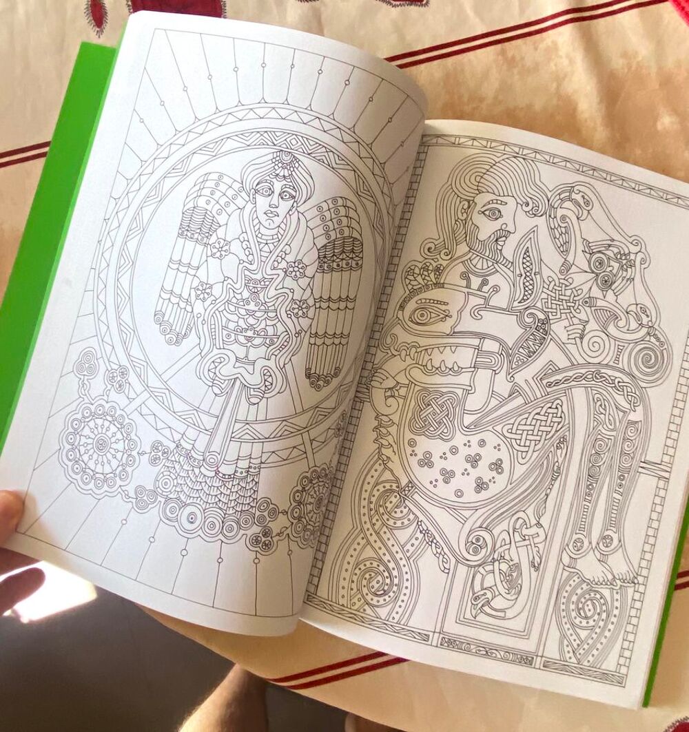 Livre Mandala Coloriage Art th&eacute;rapie celtique Livres et BD