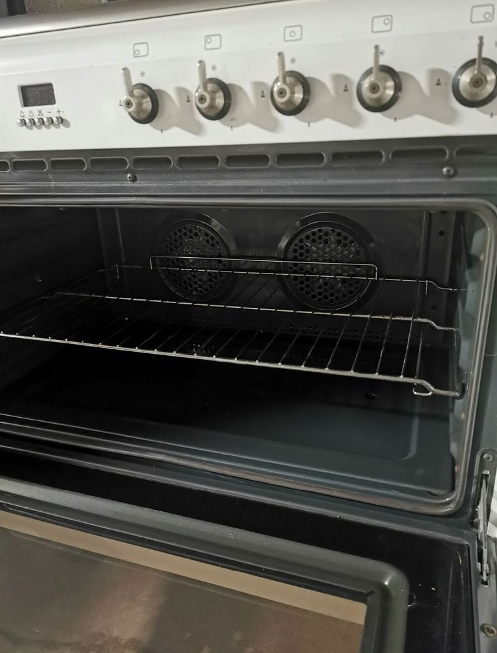 Grande cuisini&egrave;re SMEG Electroménager