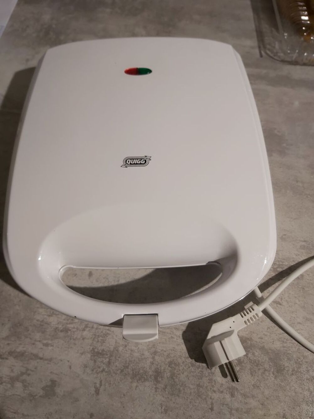 appareil &agrave; croques-monsieur, 4 empreintes Electroménager