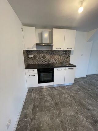  Maison � louer 4 pi�ces 70 m� Jou�-l�s-tours