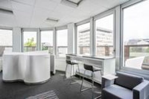   Louez un grand espace de bureau pour 50 personnes à RENNES, 3 soleils Rennes 