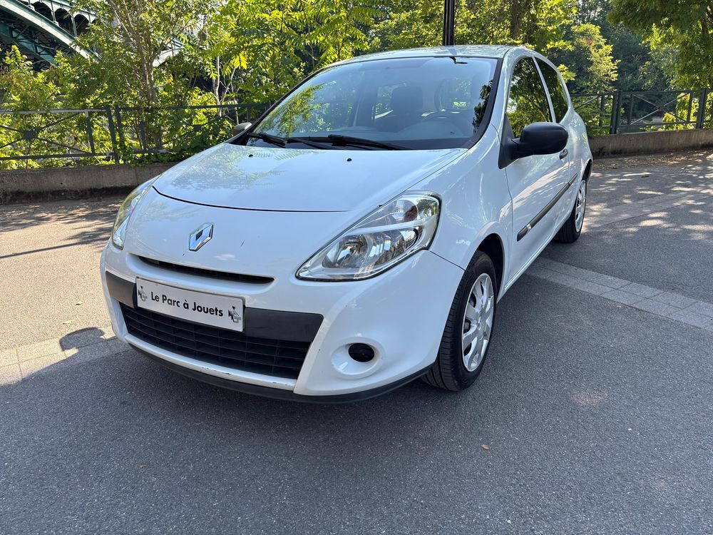 Clio III 1.5 dci 75 AIR 2014 occasion 94340 Joinville-le-Pont