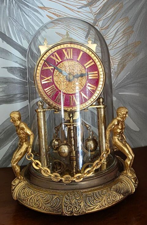 Ancien pendule horloge Kern lancel 400 jours 
Esclaves globe 90 Guer (56)