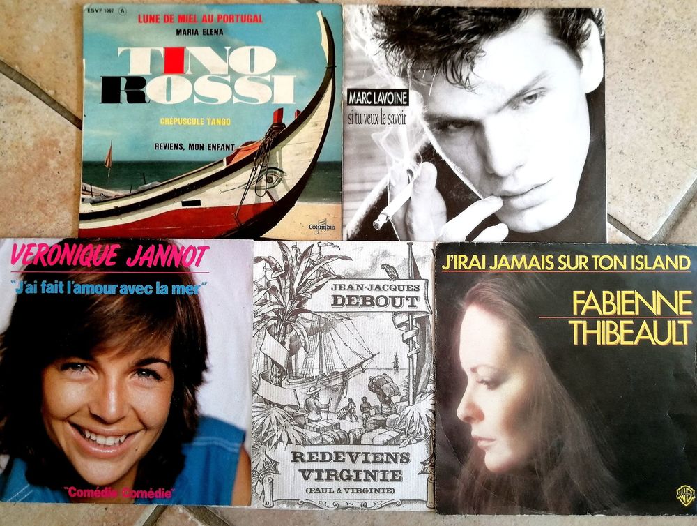 Lot 4 Disques vinyles 45T, vari&eacute;t&eacute; fran&ccedil;aise 1960 &agrave; 90 CD et vinyles
