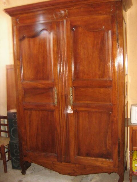 Rare armoire noyer époque directoire en parfait état restaur 1000 Marseille 13 (13)