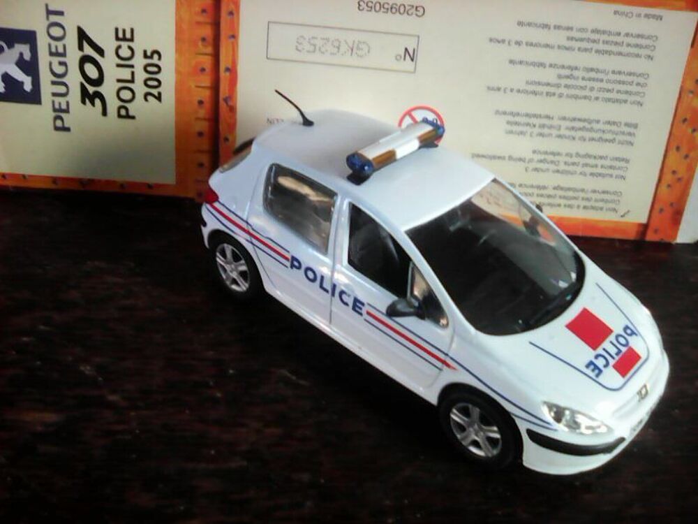 Voiture Peugeot 307 Police 2005 Norev 1/43 
