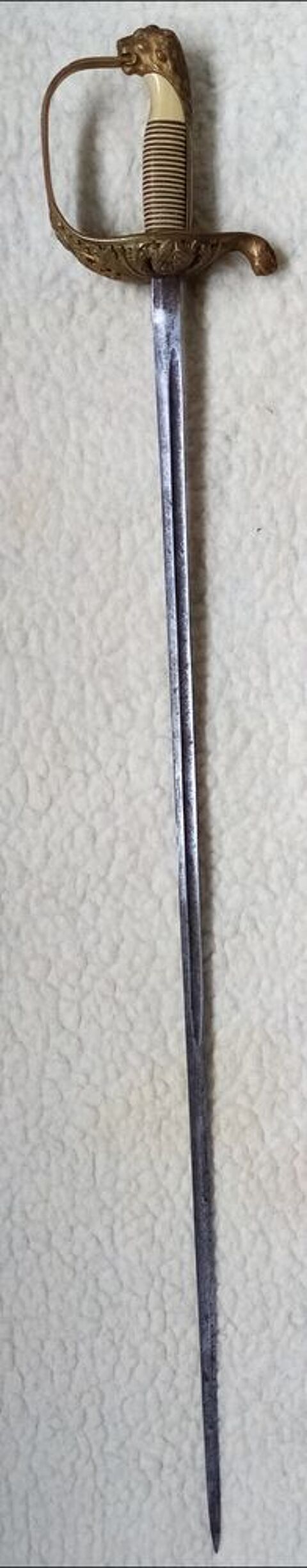 Tr�s belle �p�e de cour, �poque ancien r�gime 650 Nantes (44)