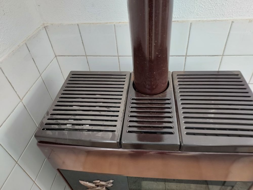 BEAU POELE A MAZOUT Bricolage