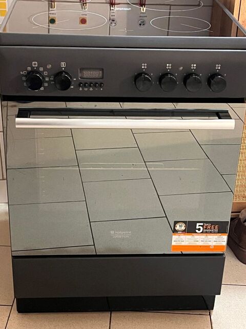 Cuisinire Hotpoint 210 Saint-Vallier-de-Thiey (06)