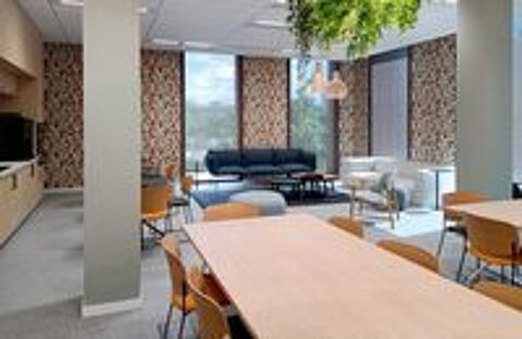   Un accès 24 heures sur 24, 7 jours sur 7 à des bureaux de coworking ouvert pour 10 personnes à Nantes, Amazing Amazones  