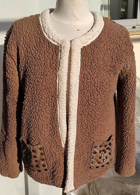 38 (40) veste chaude Garden collection
5 Montauroux (83)