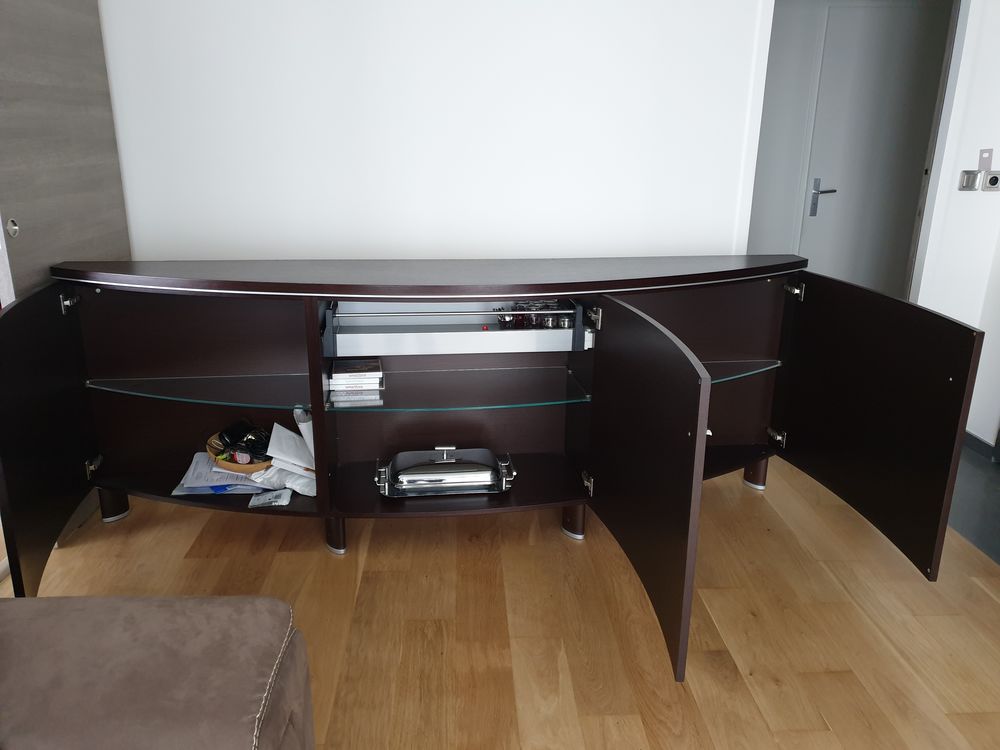BAHUT ARRONDI BAS CHENE FONCE -CROZATIER+ 6 CHAISES Meubles