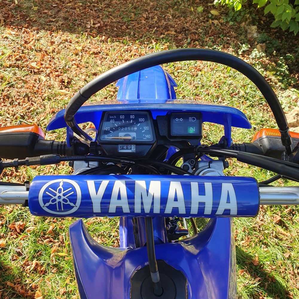 YAMAHA 2003 occasion 28260 Saussay
