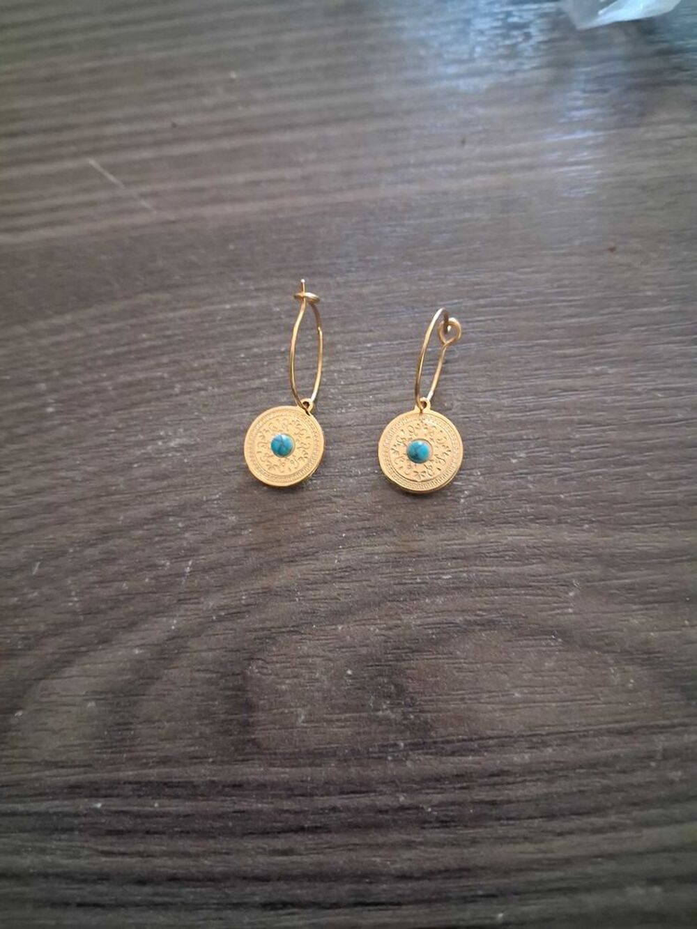 boucles d oreilles creole Bijoux et montres