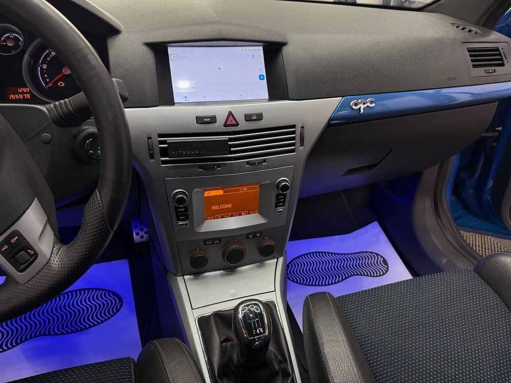 Astra GTC 2.0 T - 240 OPC 2006 occasion 69120 Vaulx-en-Velin