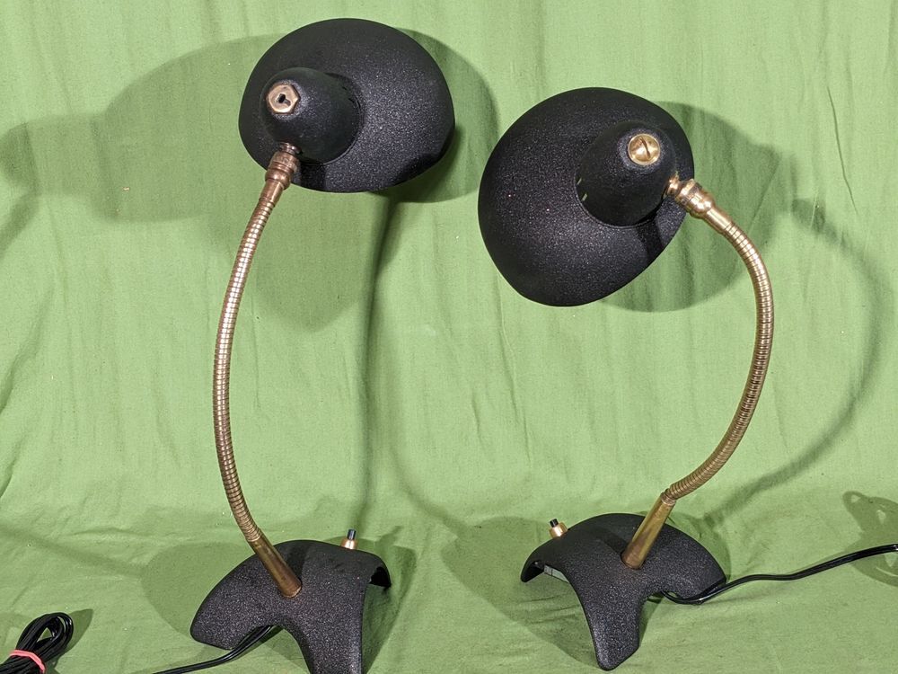 Paire de 2 lampes de bureau articul&eacute;es de Jean Boris Lacroix Décoration