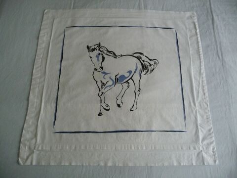 Taie oreiller grandes dimensions motif cheval 12 Celles-sur-Belle (79)