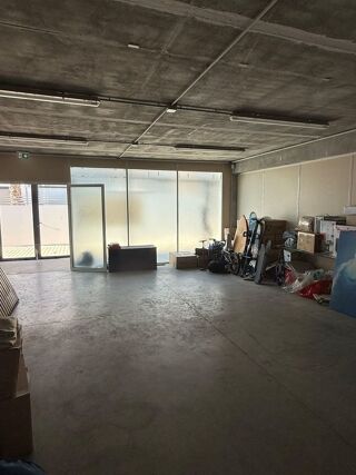  Atelier à vendre 5 pièces 142 m²