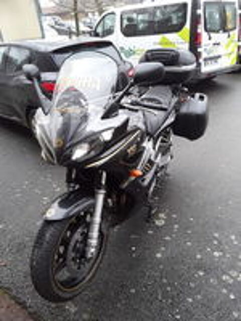 YAMAHA 2006 occasion 71760 Issy-l'&Eacute;v&ecirc;que