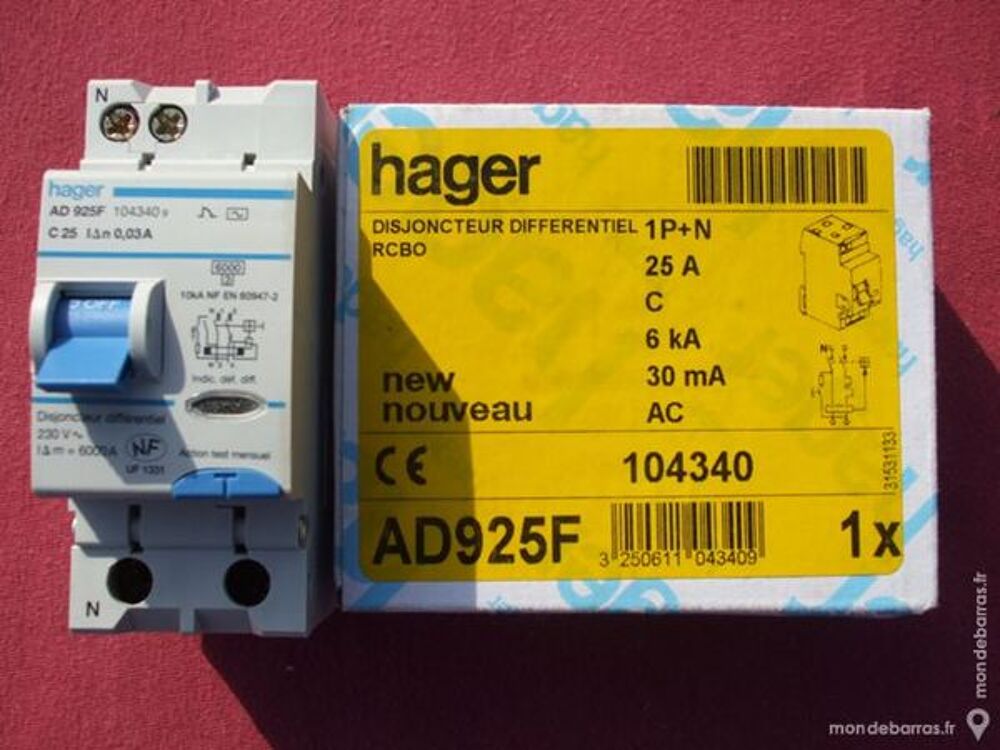 R&eacute;f AD925F OU ADC925F DISJONCTEUR 1P+N 25A 30mA AC Bricolage
