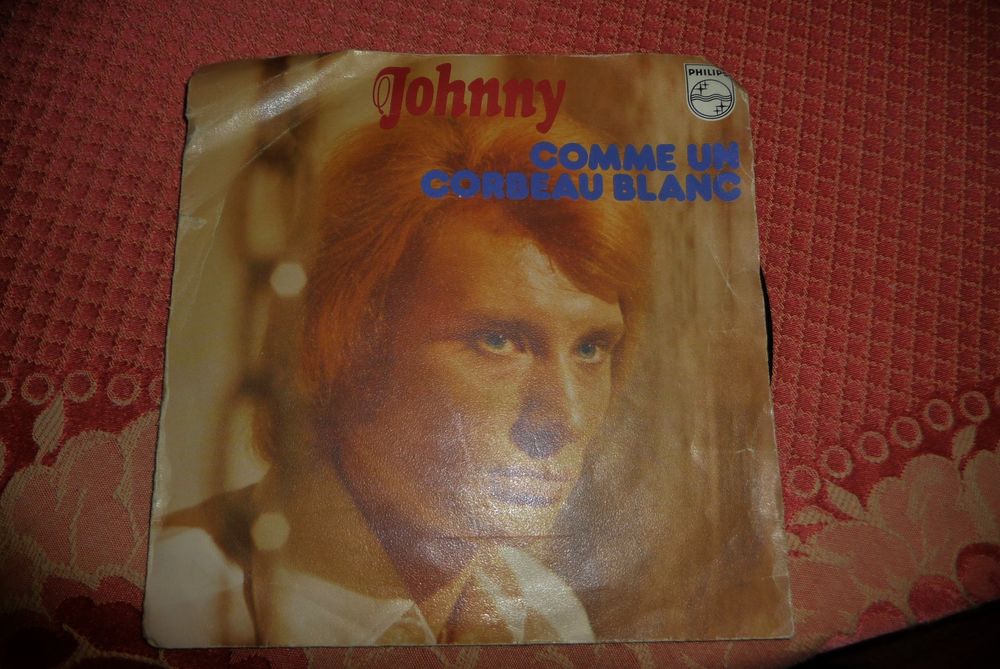 45 TOURS JOHNNY HALLYDAY CD et vinyles