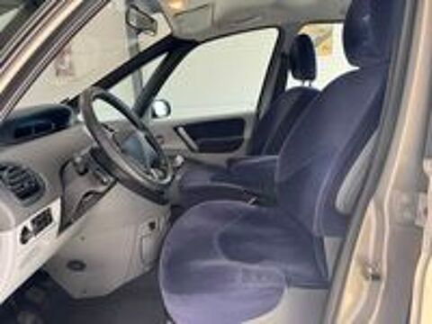 Picasso Xsara 1.6i 16V 110 2006 occasion 56400 Brech