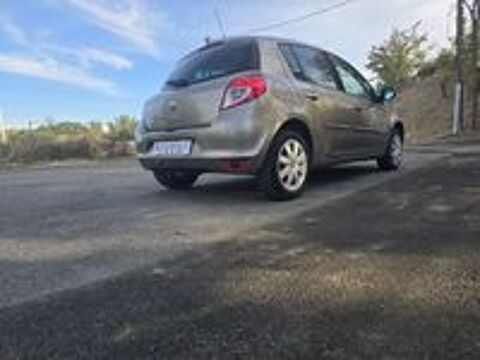 Clio III 1.5 dCi 105 eco2 Dynamique (6 CV) 2009 occasion 31140 Aucamville
