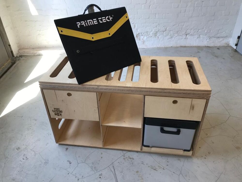 Pure CampingBox M/L avec glaci&egrave;re, panneau solaire, centrale Sports