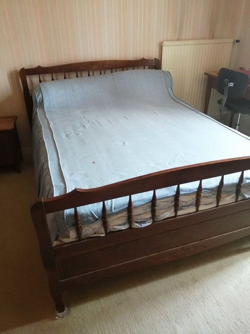 lit ancien 140cm+matelas+sommier Meubles