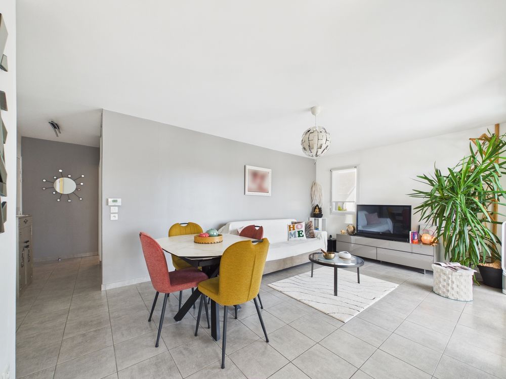 Vente Appartement Grand Appartement T3 de 72,30 m² avec garage double de 26m² Saint-symphorien-d'ozon