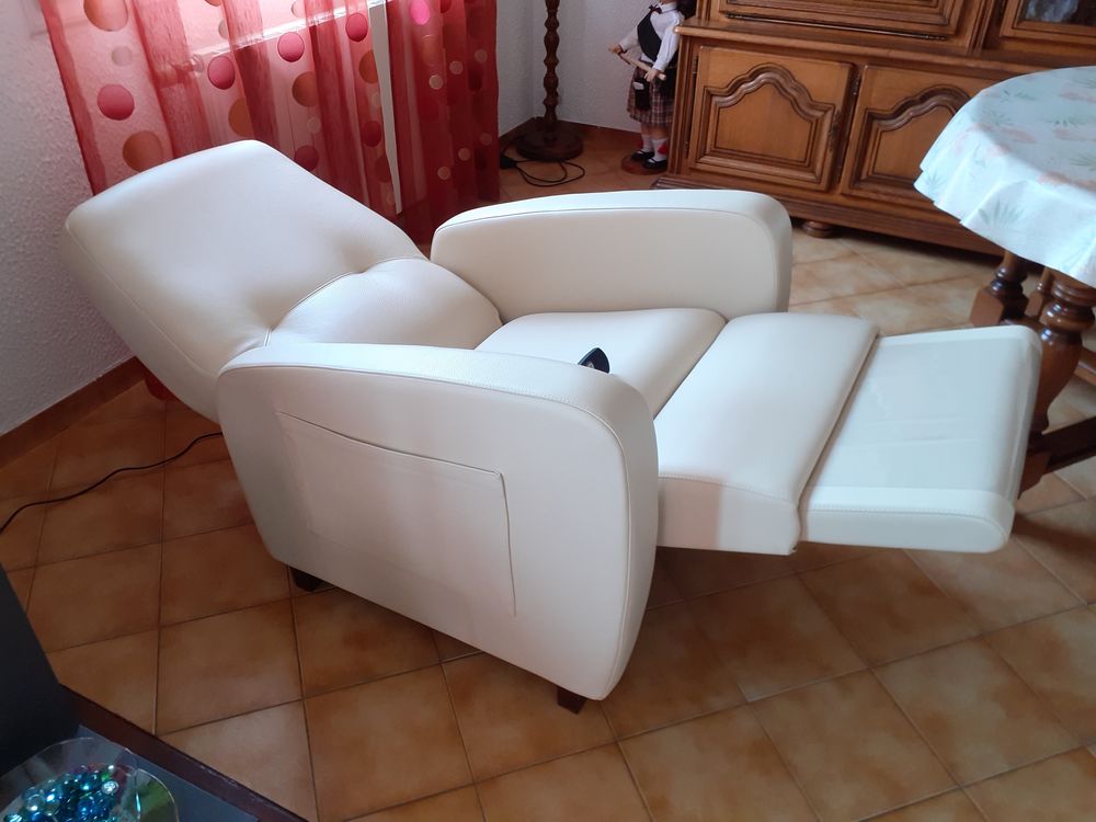 fauteuil relevable en cuir 3 moteurs Meubles