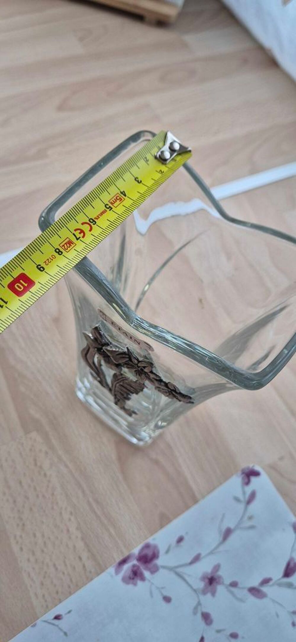 Vase+en+verre+fleur+en+&eacute;tain Décoration