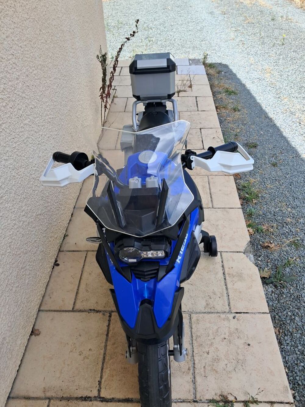 moto electrique bmw enfant 4 a 6 ans Jeux / jouets