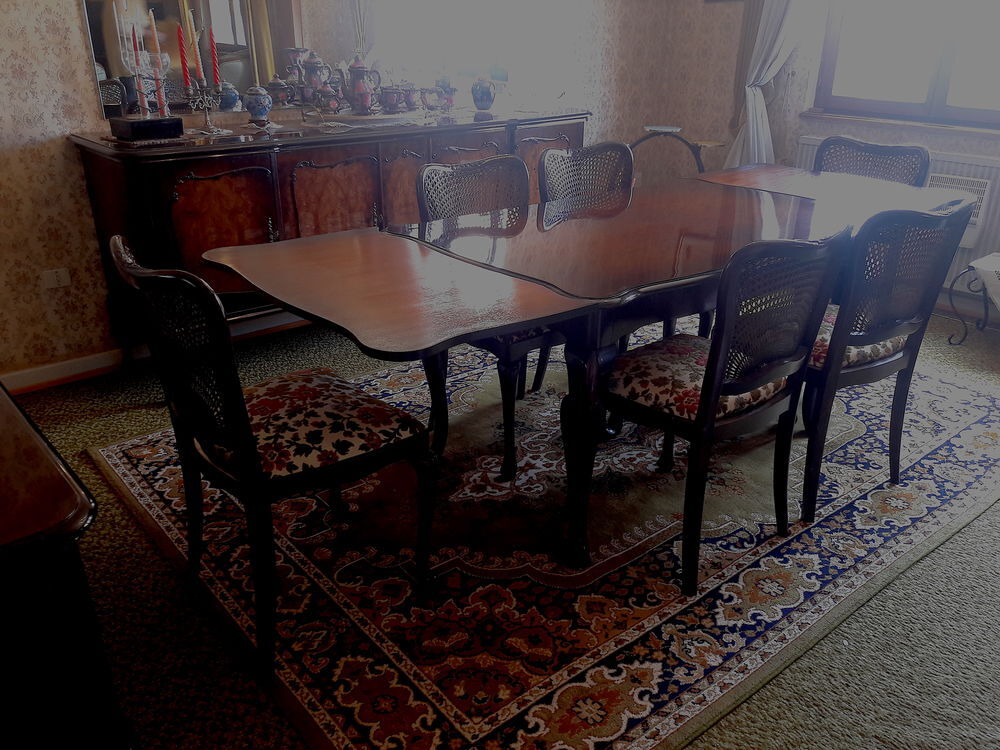 Belle salle &agrave; manger Style Chippendale ann&eacute;es 50 Meubles