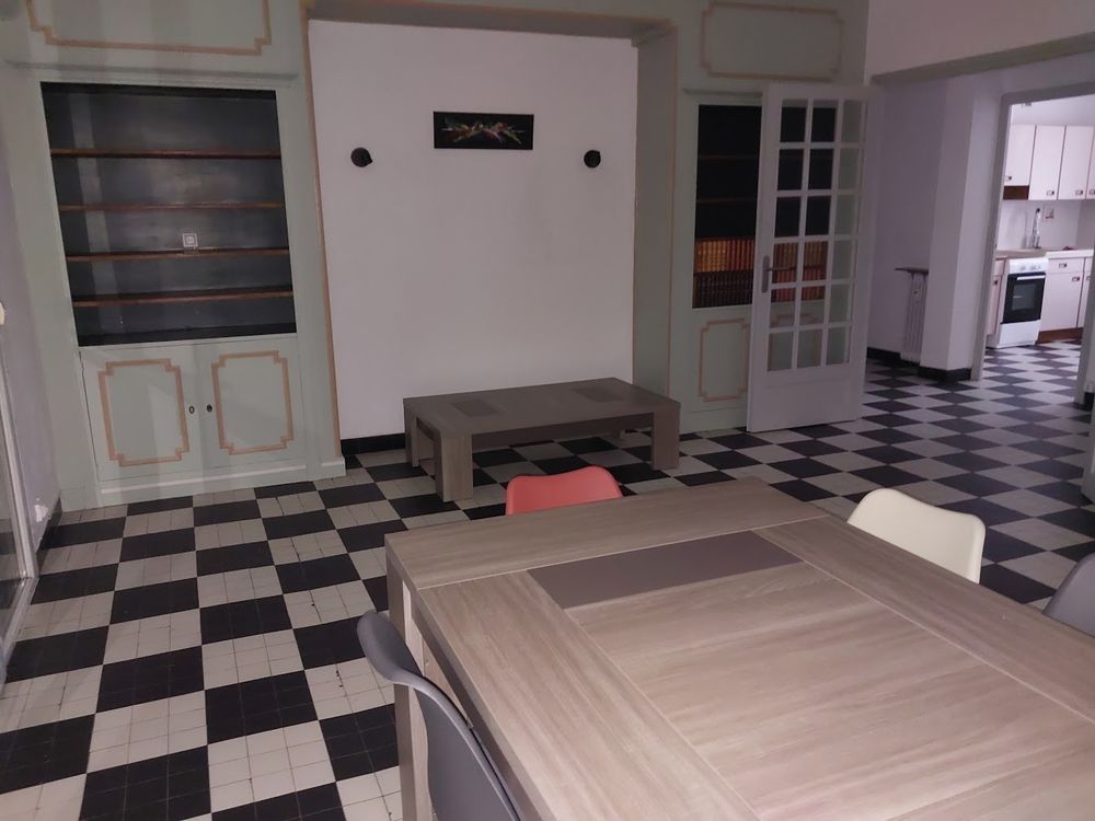 Location Appartement appartement T4 de 104 m² refait à neuf Montbrison