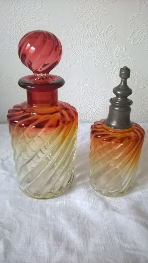 Lot de 2 flacons en cristal de Baccarat (modèle Bambou) 95 Marseille 7 (13)